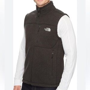 The North Face Men’s Gray Gordon Lyons Classic Sweater Fleece Vest Size Large